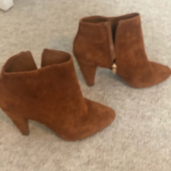 ALDO caramel bootie suede size 7.5 never worn - Picture 5 of 6